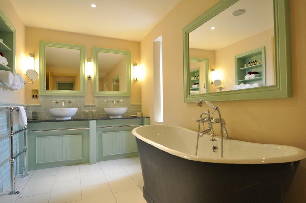 Bushmills Inn Hotel & Restaurant Стая снимка